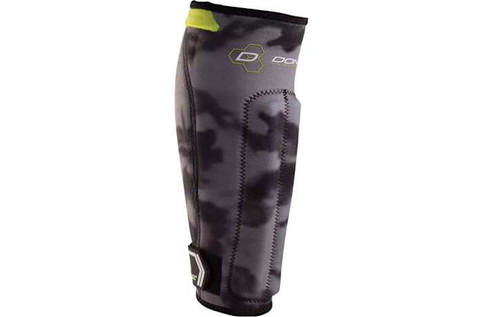 DonJoy Performance Anaform Shin Splint Sleeve_Source Dick_s Sporting Goods